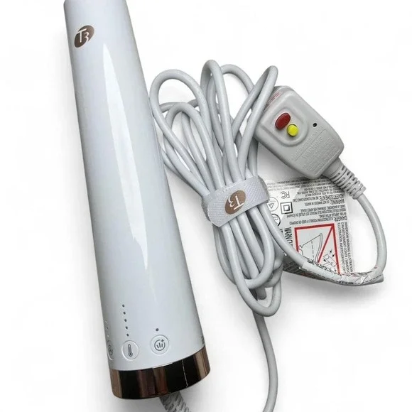 T3 Airebrush duo 
Interchangeable Design Easily change Blow Dry brush - Picture 4 of 4